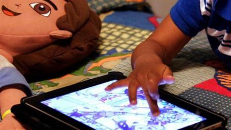 Kids, screens and parental guilt: Time to loosen up